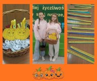 Na zdjęciu znajdują się wolontariuszki z koszykiem z książeczkami w kształcie dyni i kolorowymi kopertami – dyniami. Wyeksponowane są materiały do zajęć – książeczki dynie oraz paski papieru z poleceniami do zabawy „Podaj rękę komuś kto…”