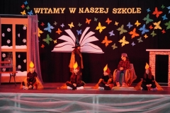 Fragment przedstawienia „Siedem życzeń Natalki”. 