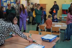 Zajęcia z programowania w pracowni komputerowej.