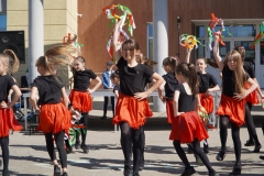 Taniec zaprezentowany przez uczestników koła tanecznego.