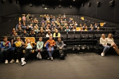 : Uczestnicy projektu Filmowa Akademia Nauczyciela w sali kinowej.