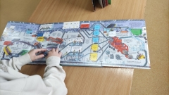 Wystawka książek dla dzieci o tematyce związanej z ochroną środowiska.