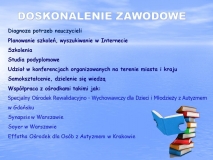 Na niebieskim tle napis dotyczący form doskonalenia podejmowanych przez nauczycieli np. szkolenia, studia podyplomowe, kursy.