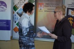 Dyrektor Szkoły Podstawowej nr 22 dziękuje członkini jury
