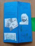 utrzymany w ciemnoniebieskiej tonacji lapbook z czarnobiałymi portretem patrona i fotografiami Korczaka z dziećmi