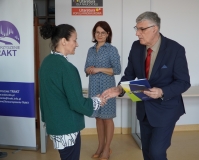 Wręczanie nagród laureatom konkursu.