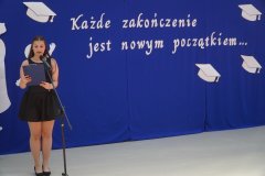 Absolwentka – Przewodnicząca Samorządu Uczniowskiego składa podziękowanie Nauczycielom, Wychowawcom i Rodzicom.